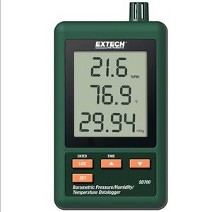 Extech SD700 Barometric Pressure/Humidity/Temperature Datalogger